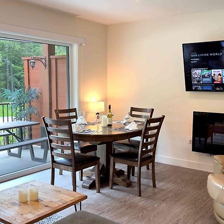 Al'S Escape By Revelstoke Vacations Apartment Exterior foto